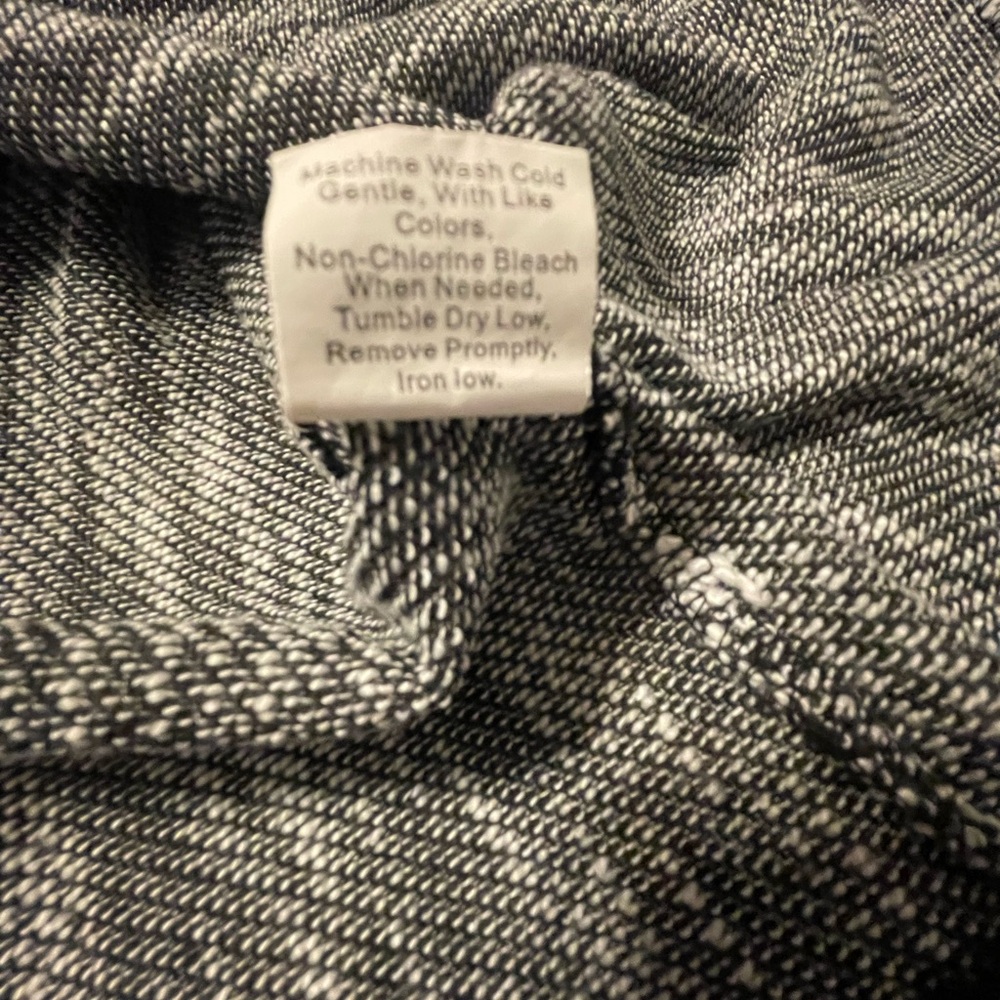 Chic Gray Women's Long Sleeve Sweater - Picture 5 of 7